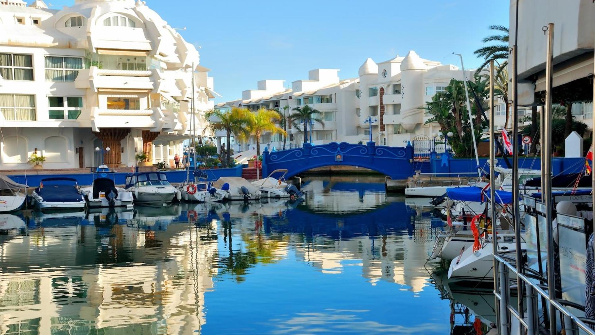 Comfy And Cozy Stay Piscis Benalmádena Dış mekan fotoğraf